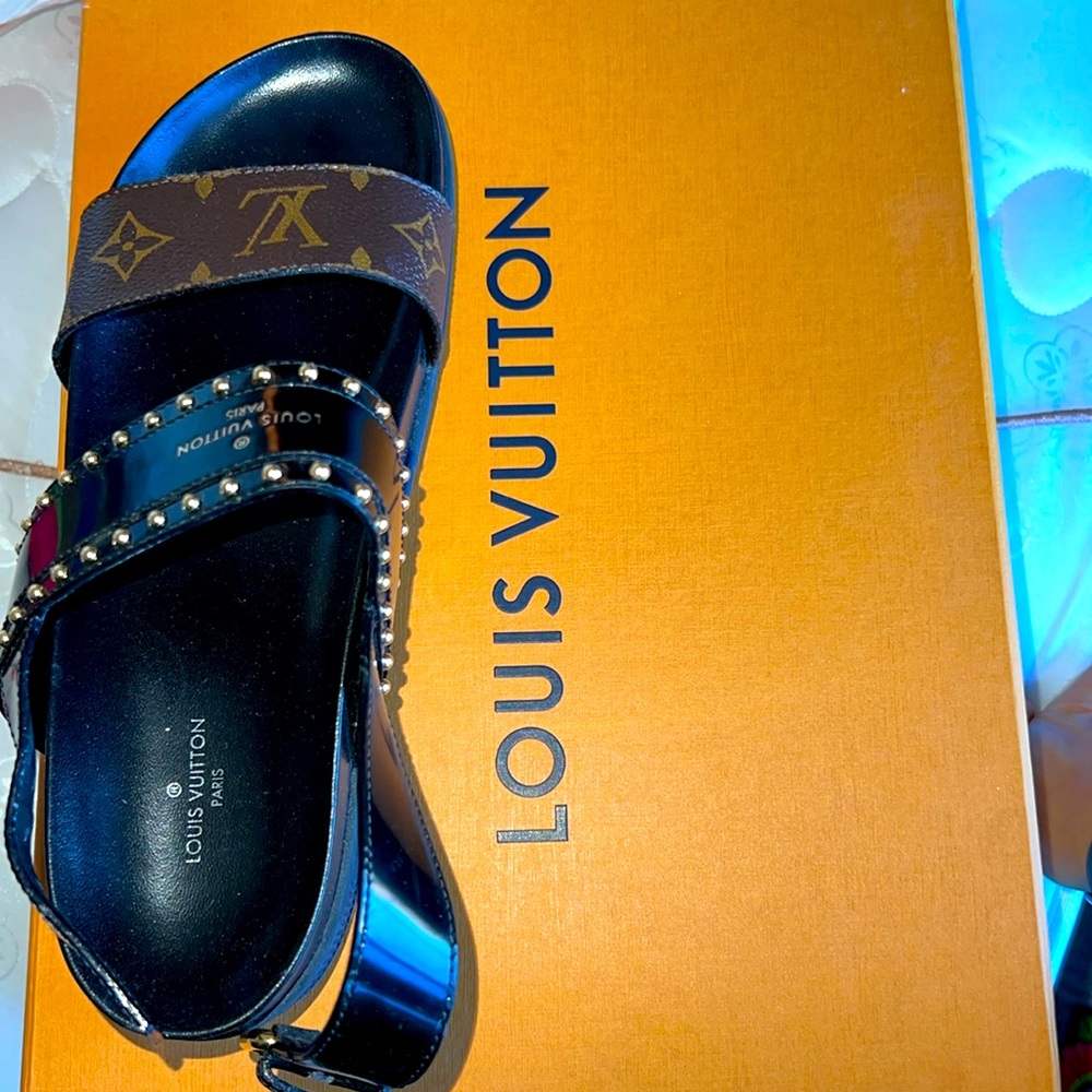 Louis Vuitton heel sandals worn twice - new condition - dust bag / no box